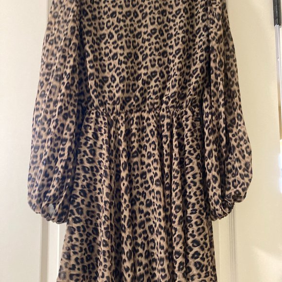 ASTR The Label Raphaela Mini Wrap Dress - Picture 4 of 5